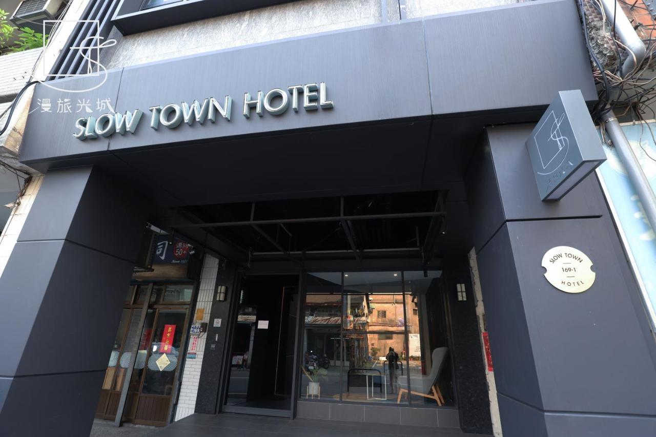 Slow Town Hotel-Glowing Тайчжун Экстерьер фото